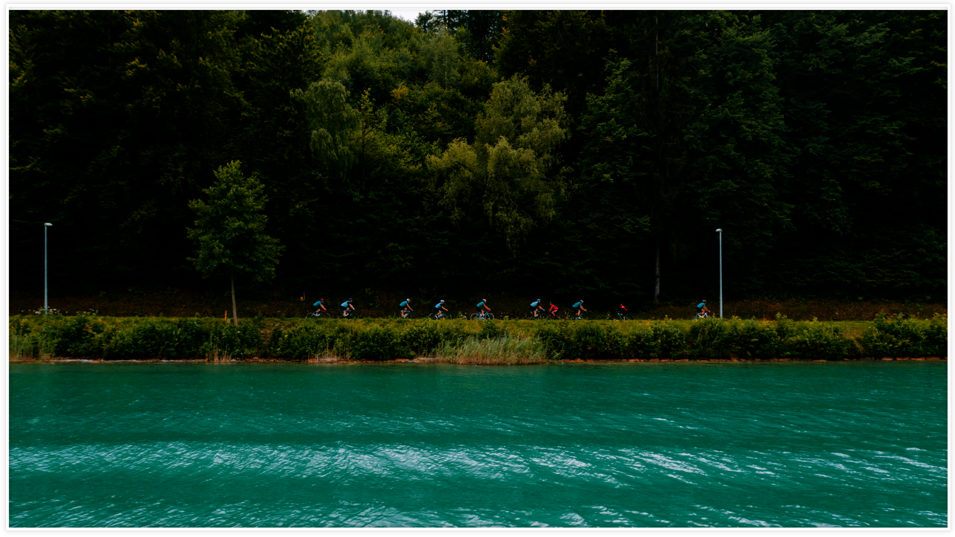 <p>Zeit für Urlaub am Wörthersee. Rennrad entlang des türkisen Wörthersee.</p>