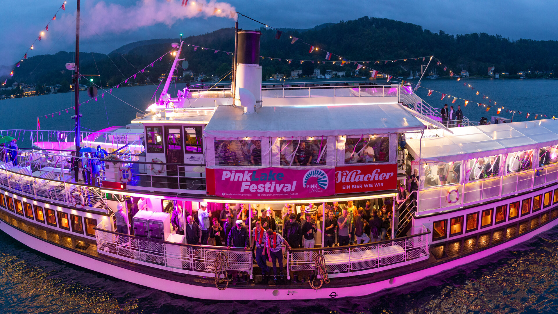 <p>Das PINK LAKE-FESTIVAL am Wörthersee ist alljährlich Treffpunkt der LGBTQ-Community. Gefeiert wird die Lebensfreude und die Leichtigkeit des Seins.</p>